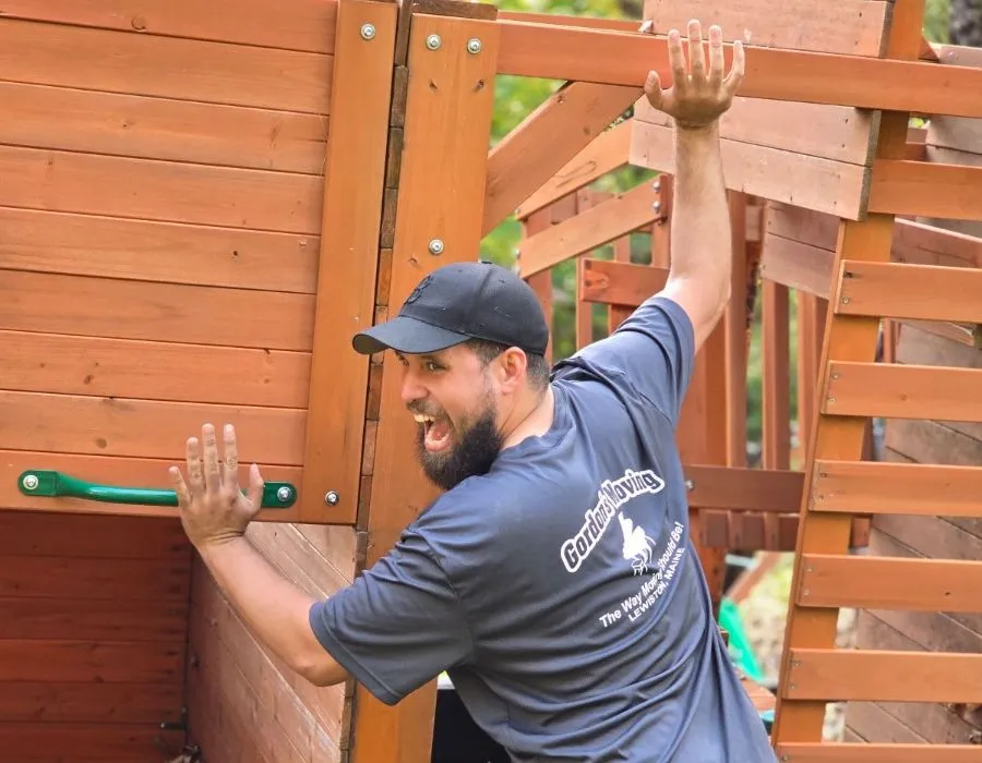 gordons moving services in portland ()